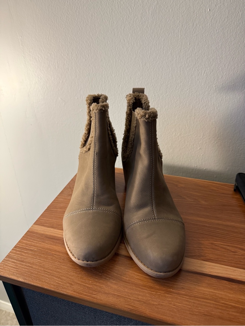 Toms Taupe Shearling-Trim Chelsea Booties